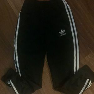 Adidas boys S joggers pants